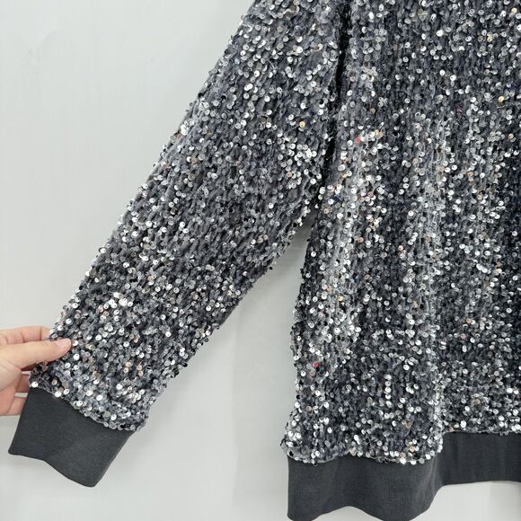 Shiraleah Allover Sequin Sweatshirt Size M Gray Silver Holiday Shimmer Sparkle - Picture 2 of 10